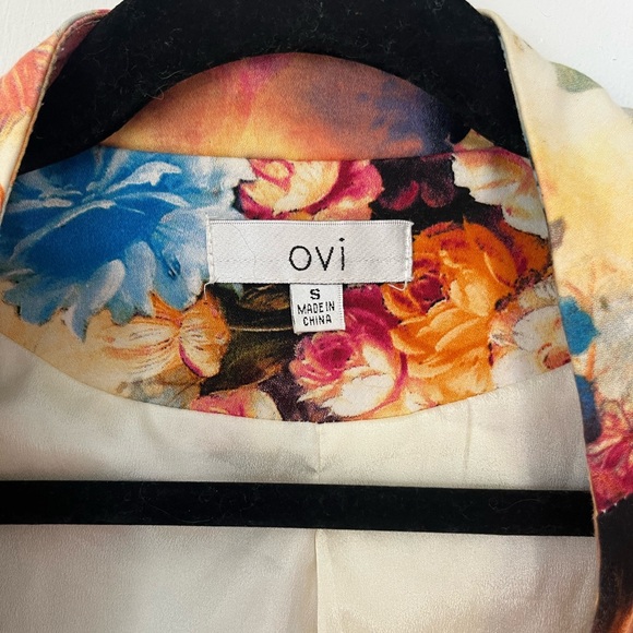Ovi floral short Blazer/Jacket - Picture 2 of 5